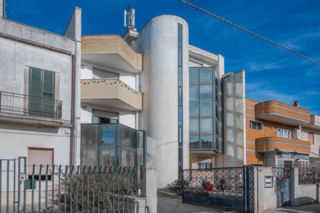 Lo Specchio Del Salento Bed and Breakfast Lecce Buitenkant foto