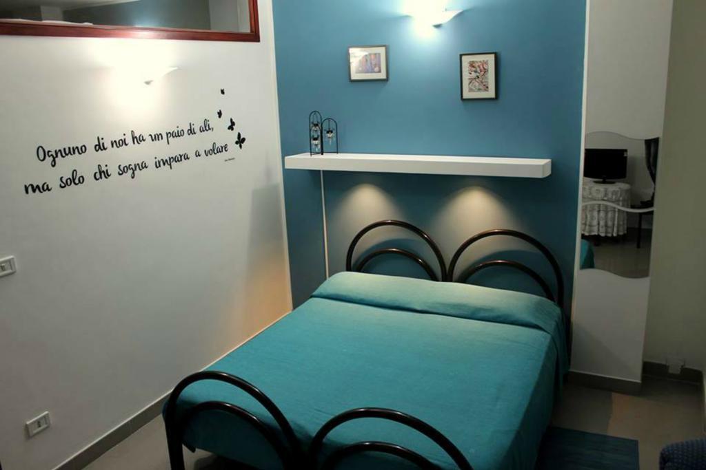 Lo Specchio Del Salento Bed and Breakfast Lecce Kamer foto