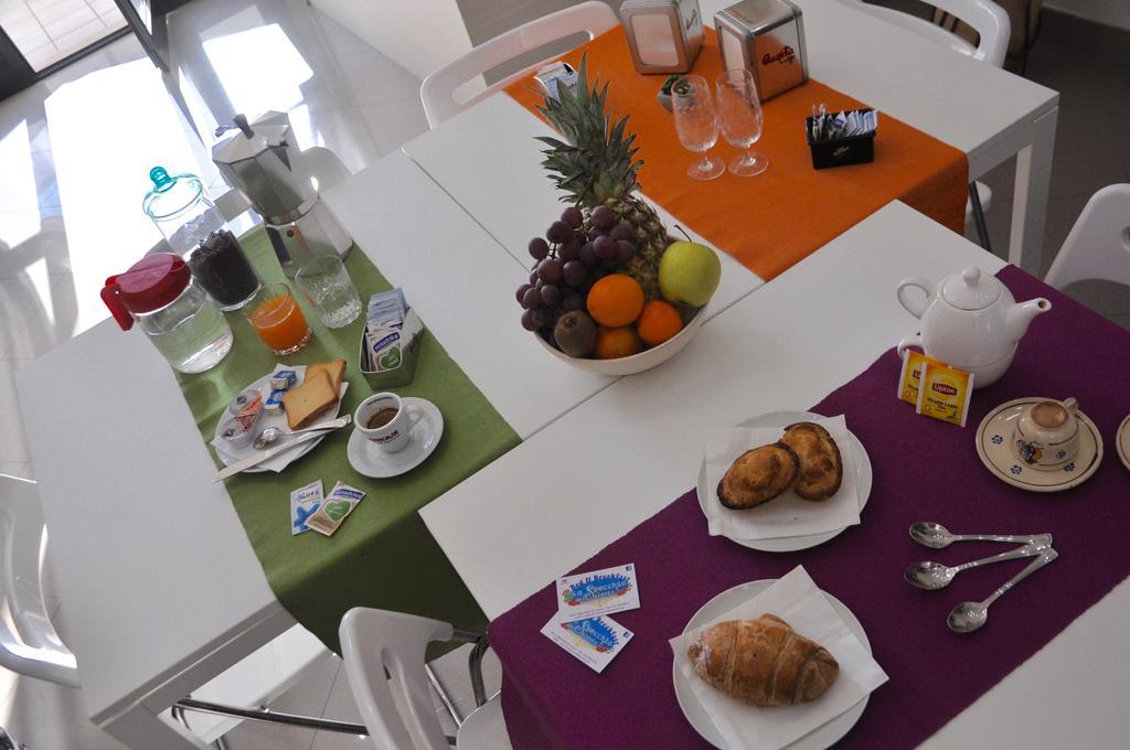 Lo Specchio Del Salento Bed and Breakfast Lecce Buitenkant foto