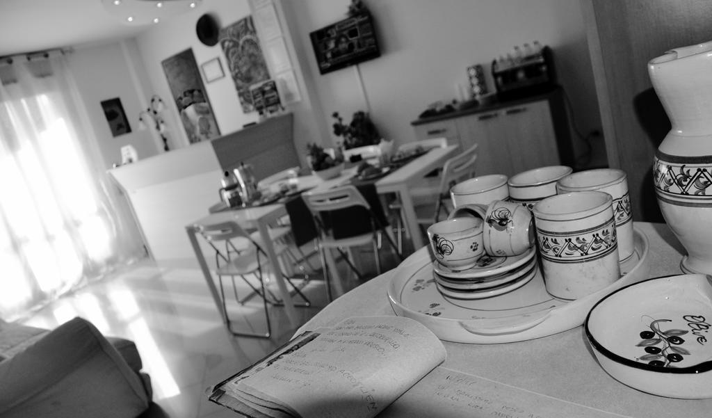 Lo Specchio Del Salento Bed and Breakfast Lecce Buitenkant foto
