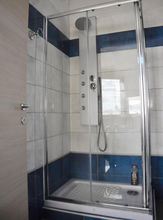 Lo Specchio Del Salento Bed and Breakfast Lecce Buitenkant foto
