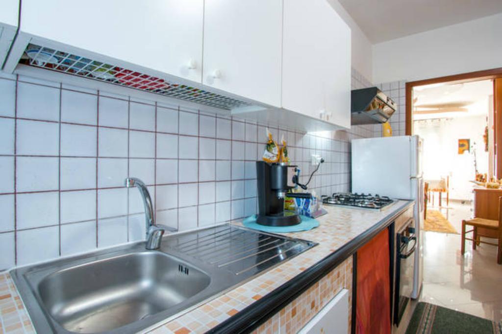 Lo Specchio Del Salento Bed and Breakfast Lecce Buitenkant foto