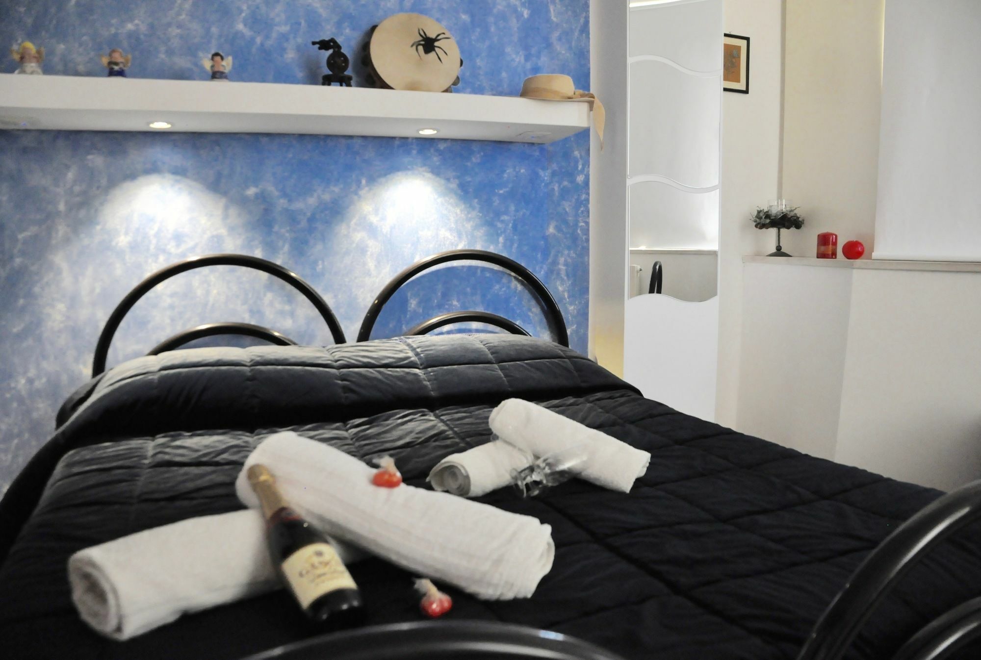 Lo Specchio Del Salento Bed and Breakfast Lecce Buitenkant foto